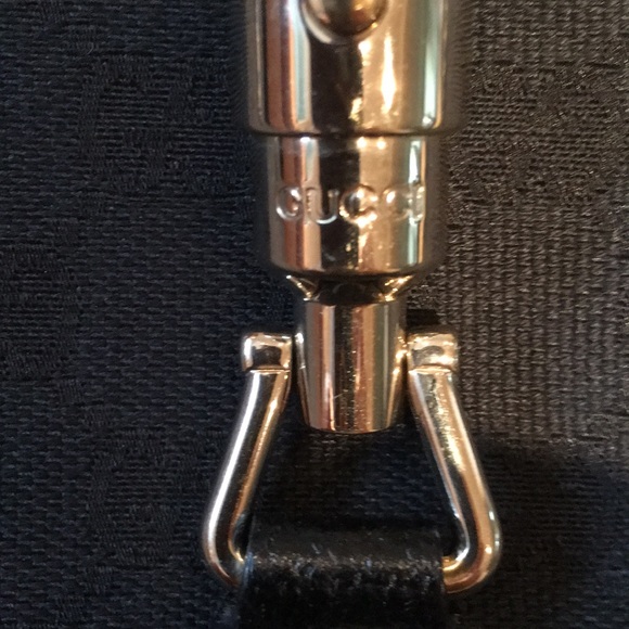 Authentic Gucci black signature monogram handbag - Picture 4 of 7